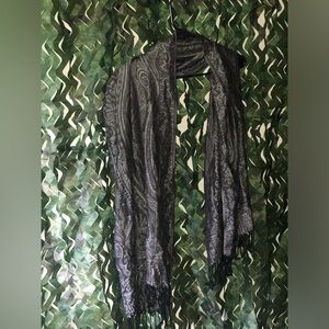 Elegant Black and Gray Paisley Scarf